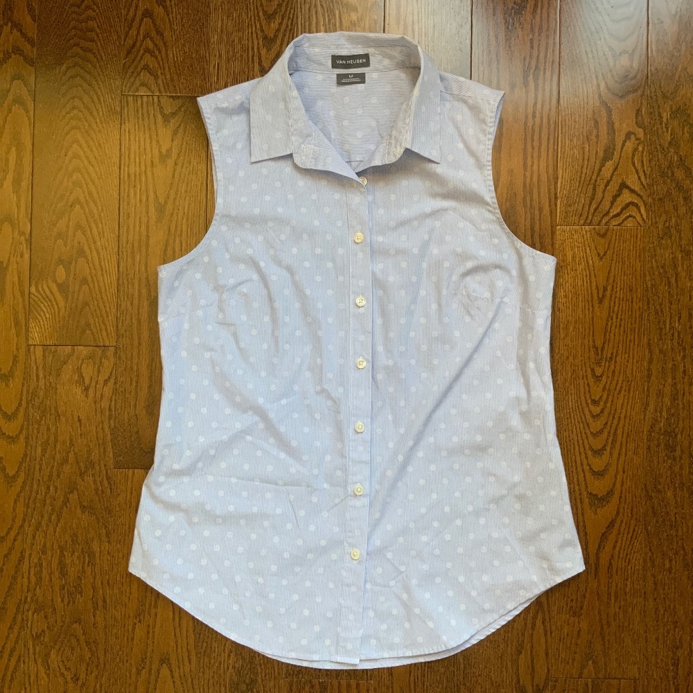VAN HEUSEN Sleeveless Striped Blouse. Size M.